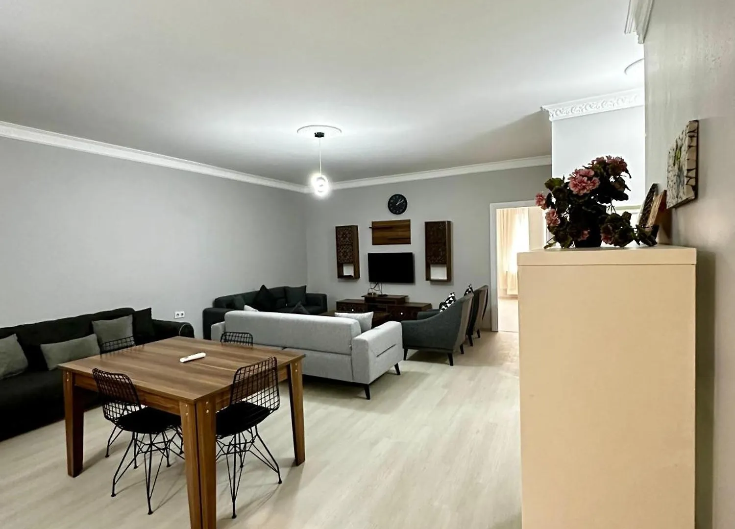Ekinci Plaza Apartment Istanbul
